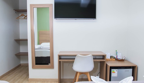 Habitación familiar con 1 cama doble o 2 individuales