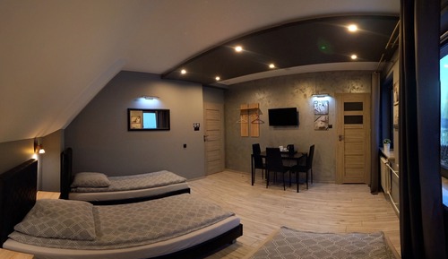 Habitación triple, baño privado, vistas al jardín