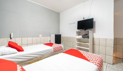 Habitación con 2 camas individuales