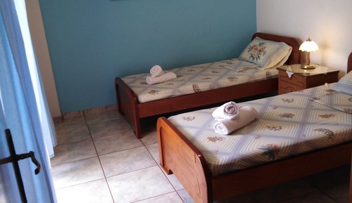 Habitación con 2 camas individuales, 2 camas individuales