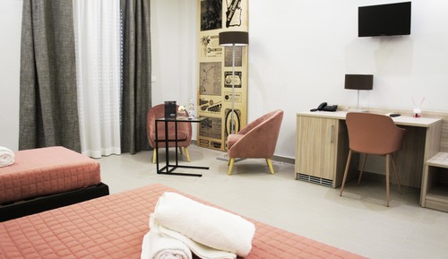 Habitación triple Confort, varias camas, vistas a la ciudad (LA FERROVIA)
