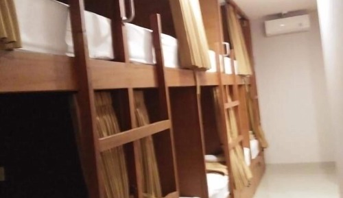 Bunk Bed in Mixed Dormitory Room