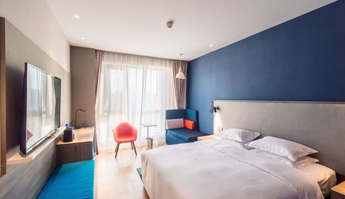 Habitación estándar, 1 cama de matrimonio grande, vistas a la ciudad (High Floor)