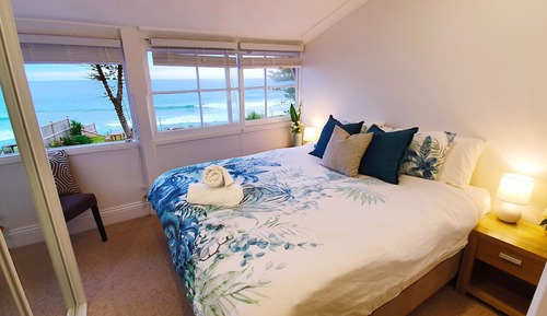 Apartamento, vistas al mar, frente a la playa