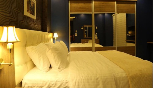 Luxury Apartment, 3 Bedrooms, Non Smoking, Fountain Pool View (AB)