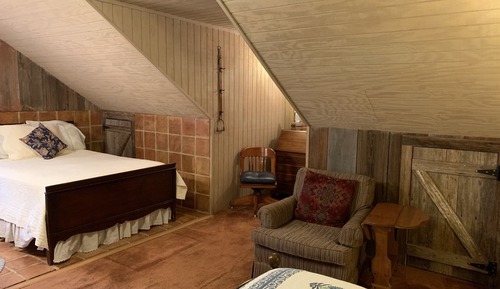 Habitación de luna de miel, varias camas, no fumadores (Hillside Hideaway)