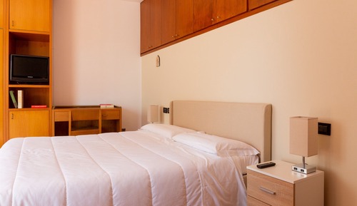 Habitación estándar doble, 1 cama doble, vistas al jardín, en la zona del jardín