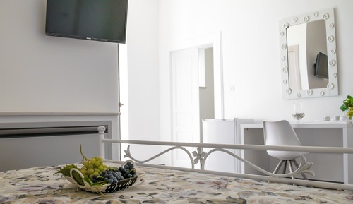 Habitación romántica doble, terraza, vistas al viñedo (Lavigna)