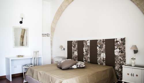 Habitación clásica con 1 cama doble o 2 individuales, planta baja