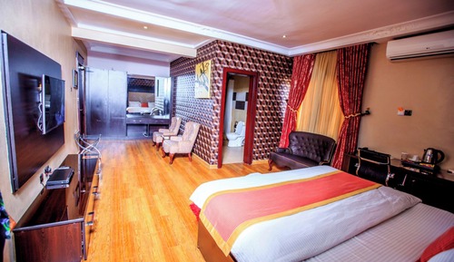 Estudio ejecutivo, 1 cama de matrimonio, no fumadores