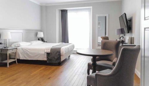 Habitación City doble, 1 cama de matrimonio grande