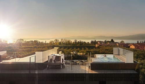 Ático Deluxe, piscina privada, vistas al lago
