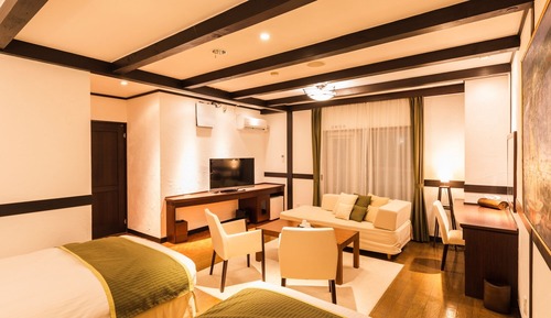 Habitación junior con 2 camas individuales