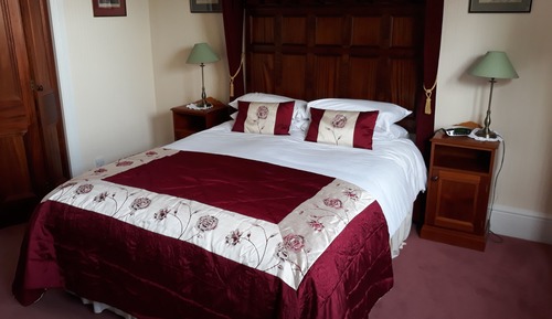 Habitación doble superior, 1 cama de matrimonio grande, baño privado
