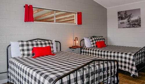Habitación individual Confort, 2 camas de matrimonio, vistas al lago