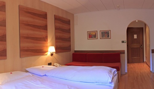 Habitación con 1 cama doble o 2 individuales