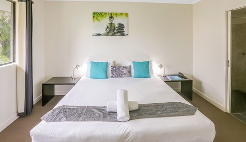 Habitación económica (Hotel Room)