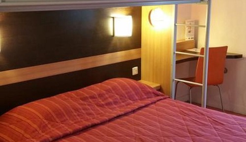 Standard Room, Multiple Beds (1 Double and 1 Single bed)