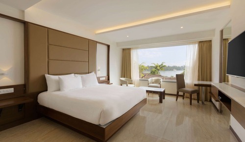Suite junior, 1 cama de matrimonio grande, no fumadores, vistas al lago