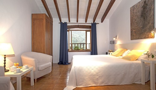 Habitación estándar con 2 camas individuales, vistas a la montaña
