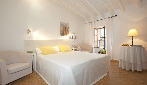Habitación estándar con 2 camas individuales, vistas a la ciudad