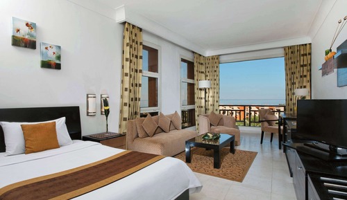 Habitación clásica con 2 camas individuales, 1 cama individual, vistas al mar