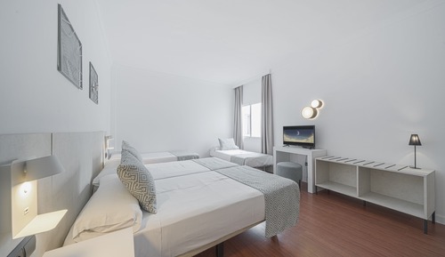 Habitación Doble con 2 supletorias