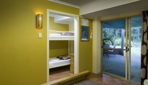 Habitación familiar, vistas al jardín