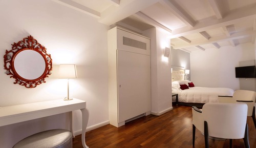 Habitación Deluxe, varias camas