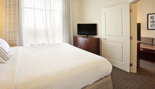 Estudio, 1 cama de matrimonio grande con sofá cama (Mobility/Hearing Access, Roll-In Shwr)