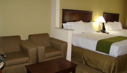Suite, 1 cama de matrimonio grande con sofá cama (Wet Bar)