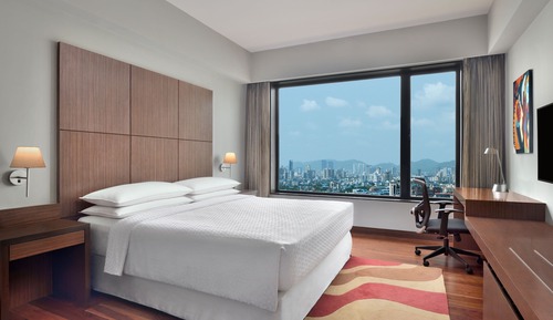 Habitación Deluxe, 1 cama de matrimonio grande, no fumadores, vistas a la ciudad