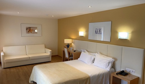 Habitación cuádruple estándar
