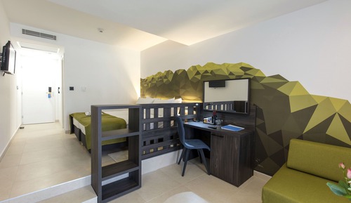 Habitación doble superior, balcón, vistas al parque