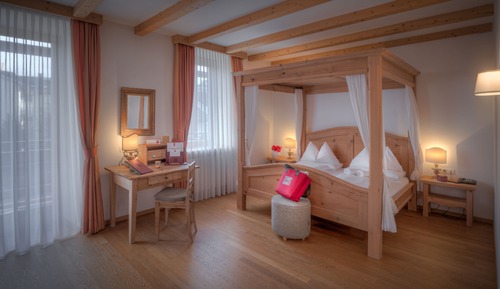 Habitación clásica con 1 cama doble o 2 individuales