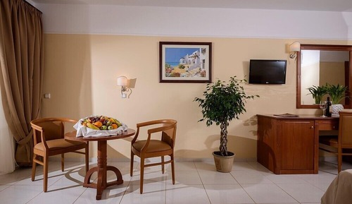 Habitación con 2 camas individuales, vistas al mar