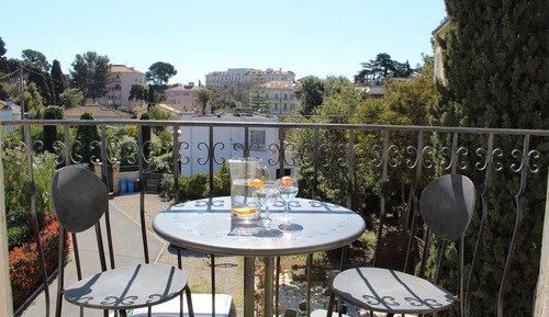 Apartamento, balcón