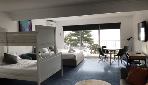 Habitación familiar, vistas a la bahía