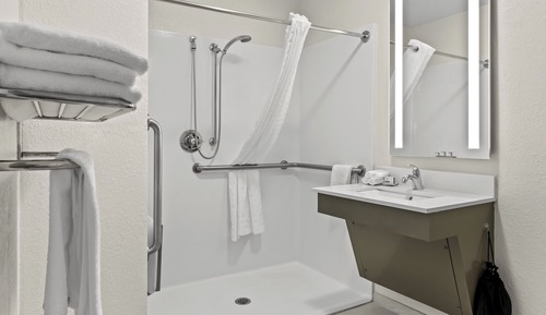 Suite estudio, 2 camas dobles, ducha adaptada (Mobility)