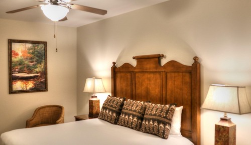 Apartamento Signature, vistas al río (Standard One Bedroom Riverview w/ Kin)