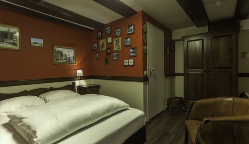 Old Dutch "Suite"
