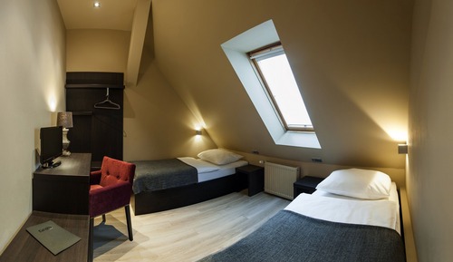 Habitación con 2 camas individuales