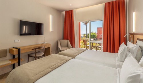 Habitación con 2 camas individuales, vistas al mar