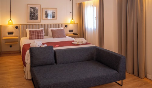 Habitación superior, 1 cama doble, no fumadores