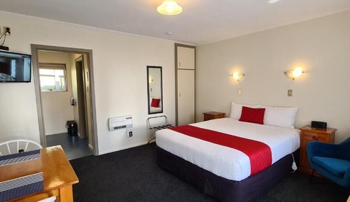 Estudio, 1 cama de matrimonio grande