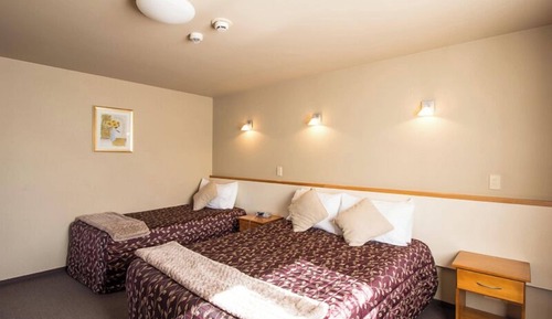 Habitación estándar con 1 cama doble o 2 individuales