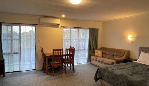 Apartamento Deluxe, 1 habitación, cocina, planta baja