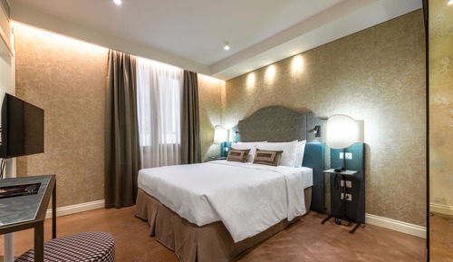 Habitación superior con 1 cama doble o 2 individuales