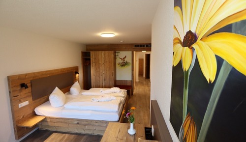 Habitación cuádruple Deluxe, 2 habitaciones, vistas a la montaña