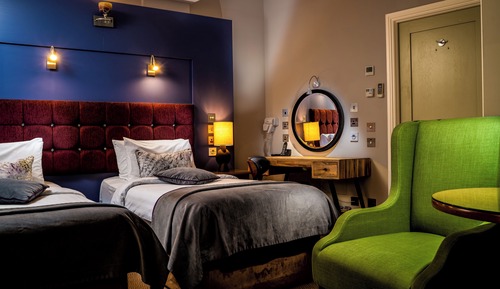 Habitación clásica con 1 cama doble o 2 individuales